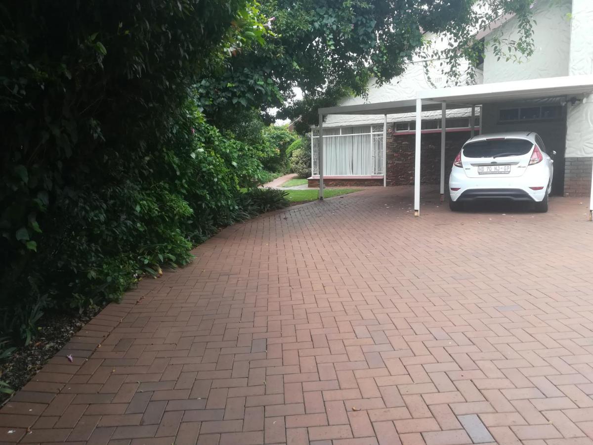 Bedfordview Bandb Exterior photo